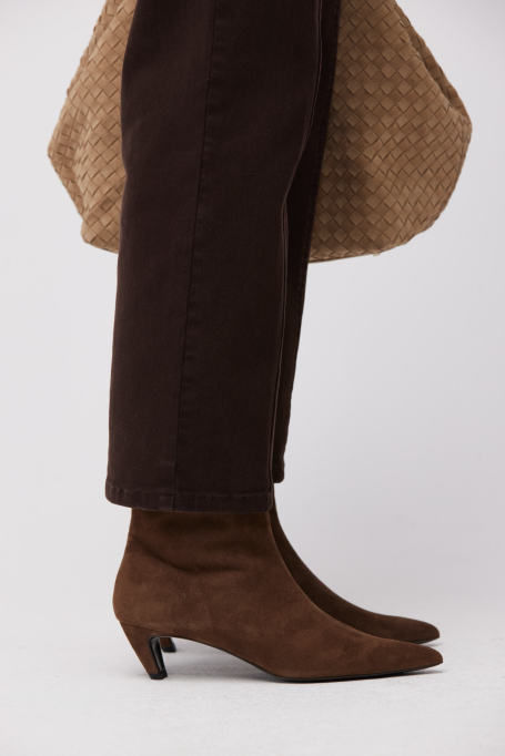 Brązowe botki ze skóry zamszowej damskie - Patrizia Aryton