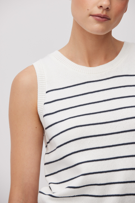 Biała bawełniana bluzka w czarne paski