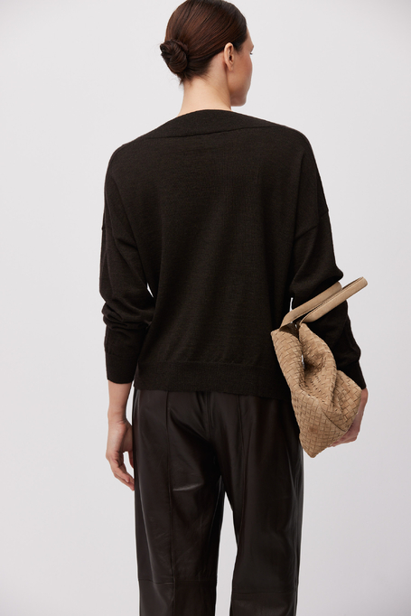 Brązowa bluzka z wełną yaka