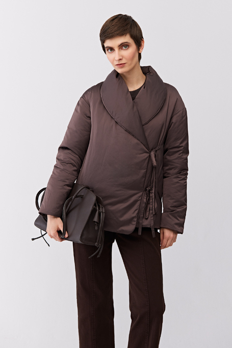 Brązowa kurtka puchowa z wiązaniem
