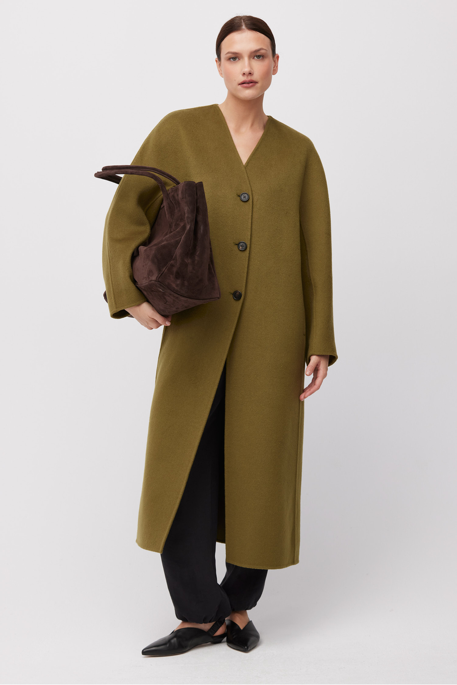 Zielony płaszcz z jedwabiem doubleface damski - Patrizia Aryton Zielony płaszcz z jedwabiem doubleface damski - Patrizia Aryton