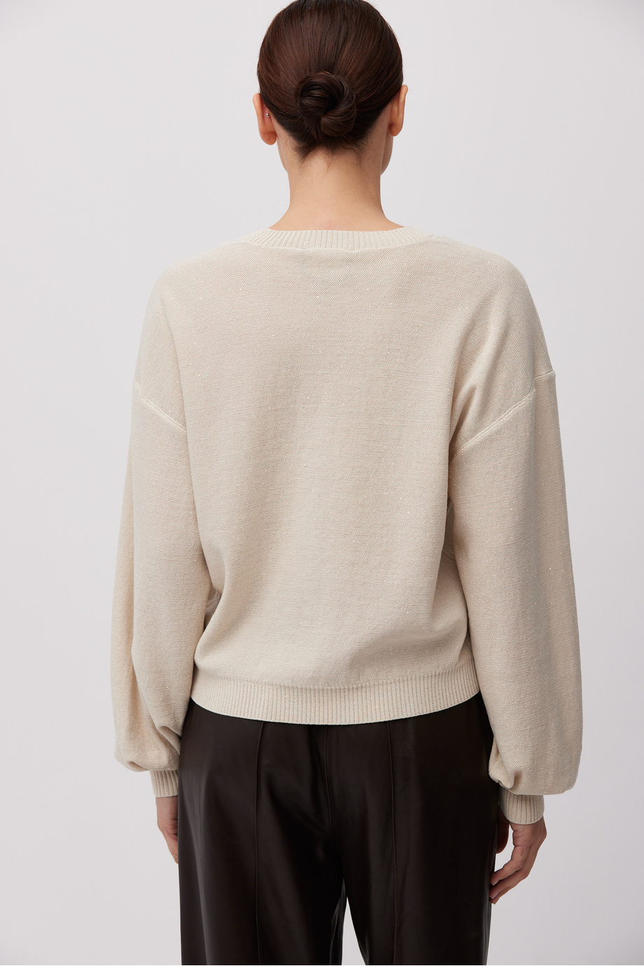 Bluzka z dekoltem w szpic z jedwabiem i lyocellem damska - Patrizia Aryton Bluzka z dekoltem w szpic z jedwabiem i lyocellem damska - Patrizia Aryton