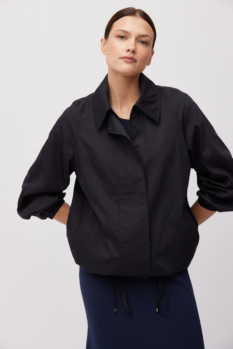 Czarna kurtka bobmerka z jedwabiem damska - Patrizia Aryton