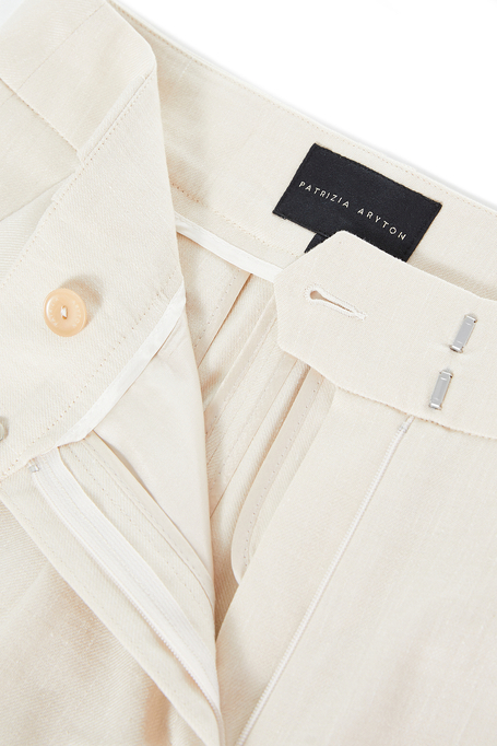 Beżowe spodnie z lnem