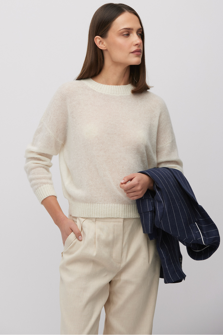 Biały sweter z wełną baby suri alpaki damska - Patrizia Aryton Biały sweter z wełną baby suri alpaki damska - Patrizia Aryton