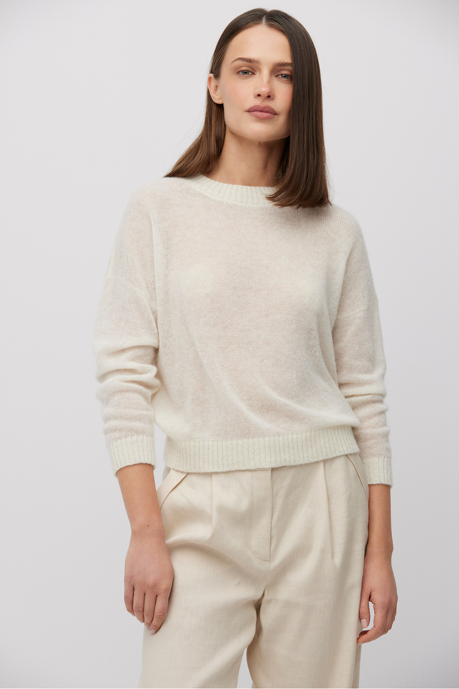 Biały sweter z wełną baby suri alpaki damska - Patrizia Aryton Biały sweter z wełną baby suri alpaki damska - Patrizia Aryton