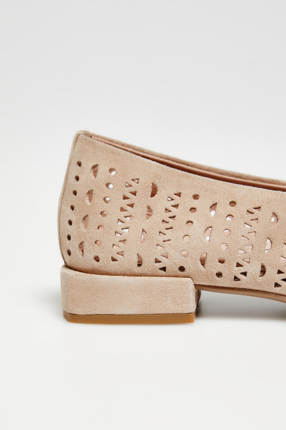 Beżowe skórzane baleriny damskie - Patrizia Aryton Beżowe skórzane baleriny damskie - Patrizia Aryton