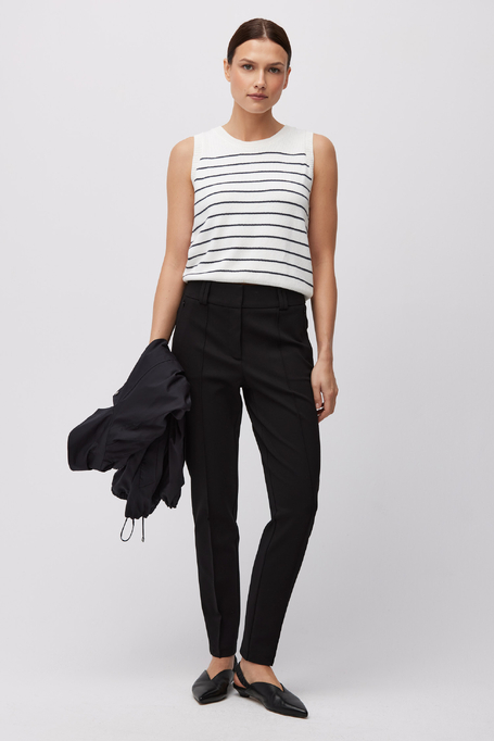 Czarne spodnie z wąską nogawką damskie - Patrizia Aryton