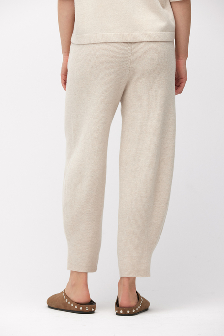 Szare dzianinowe spodnie z wełny merynosowej damskie - Patrizia Aryton Szare dzianinowe spodnie z wełny merynosowej damskie - Patrizia Aryton