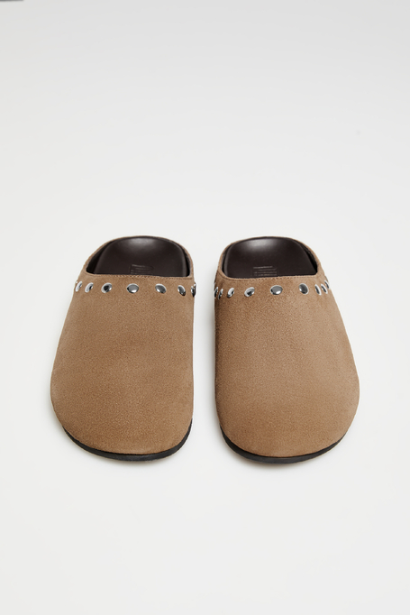 Brązowe zamszowe klapki damskie - Patrizia Aryton