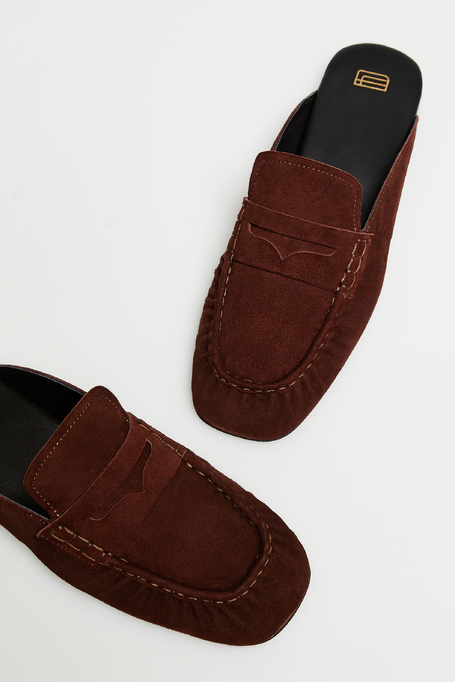 Brązowe mule ze skóry zamszowej Brązowe mule ze skóry zamszowej