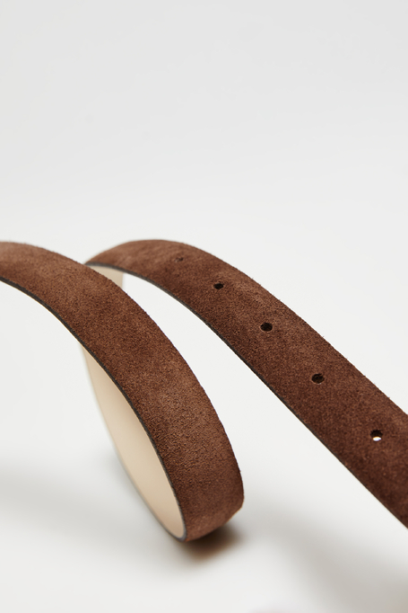 Brązowy pasek ze skóry zamszowej