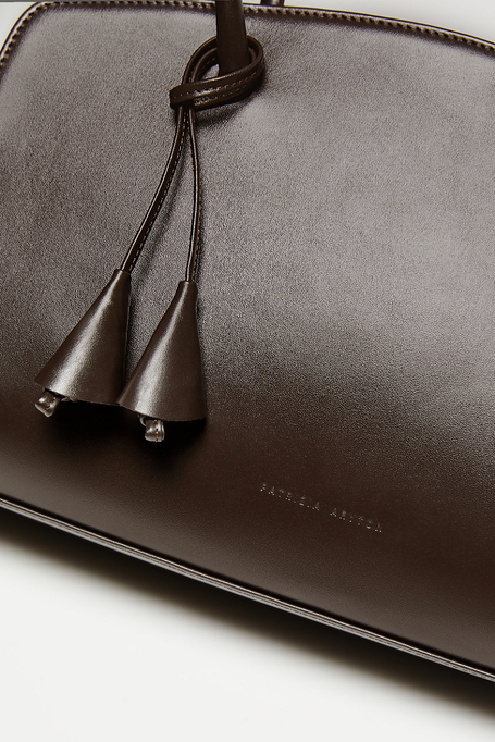 Brązowa skórzana torebka z chwostami damska - Patrizia Aryton