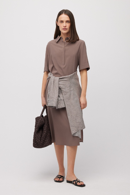 Beżowa midi sukienka koszulowa z jedwabiu - Patrizia Aryton