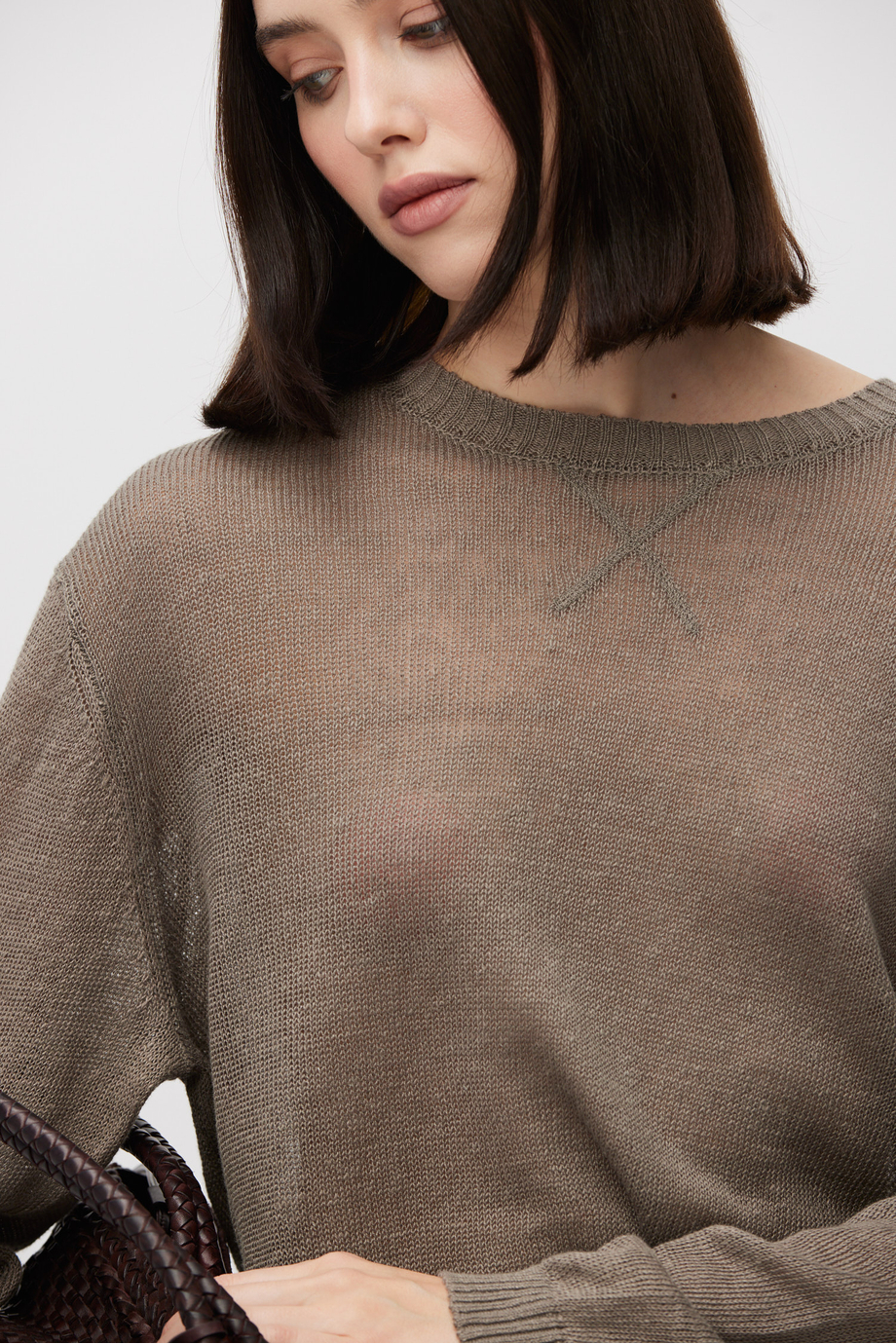 Luźny sweter z lnu w zgaszonym brązie damski - Patrizia Aryton Luźny sweter z lnu w zgaszonym brązie damski - Patrizia Aryton