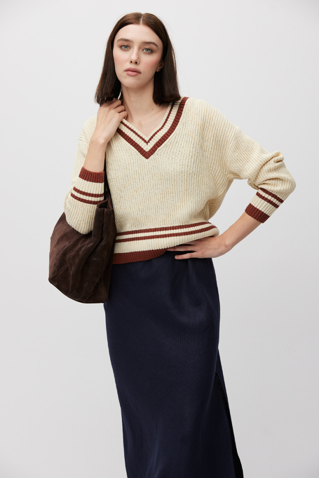 Beżowy sweter z dekoltem w szpic z bawełną i lnem damski - Patrizia Aryton