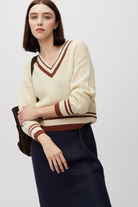 Beżowy sweter z dekoltem w szpic z bawełną i lnem damski - Patrizia Aryton