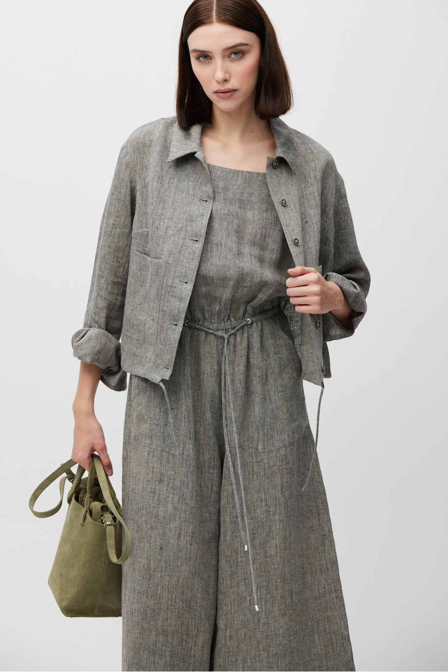 Szary lniany kombinezon z szeroką nogawką damski - Patrizia Aryton Szary lniany kombinezon z szeroką nogawką damski - Patrizia Aryton