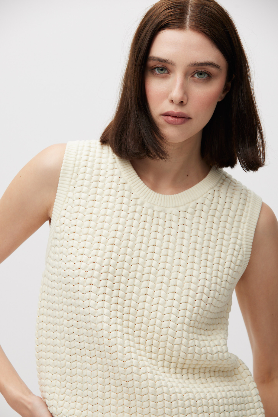 Śmietankowy dzianinowy top z bawełny damski - Patrizia Aryton Śmietankowy dzianinowy top z bawełny damski - Patrizia Aryton