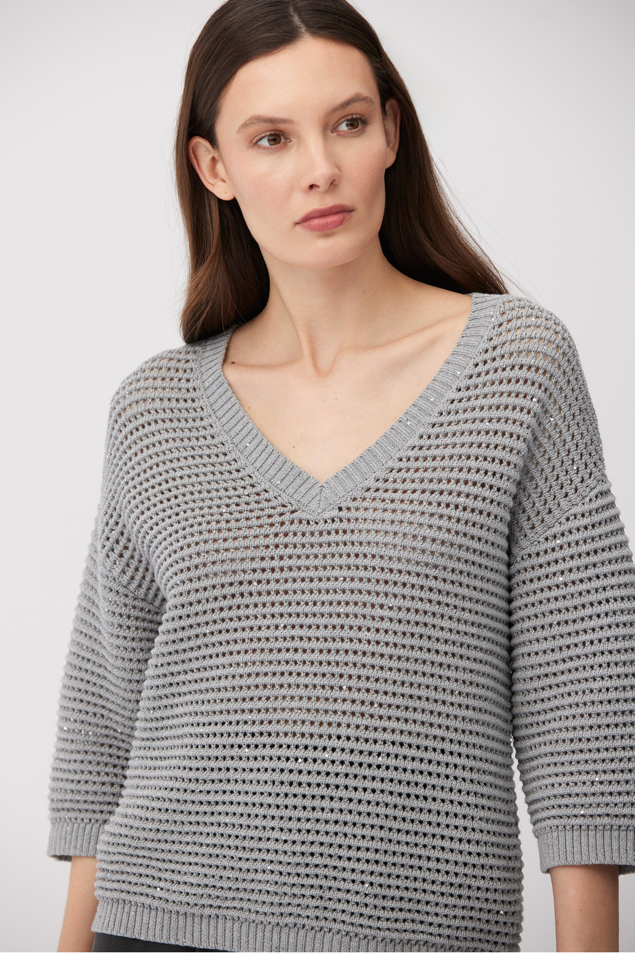 Szary sweter dekolt w szpic z bawełną i lnem Szary sweter dekolt w szpic z bawełną i lnem