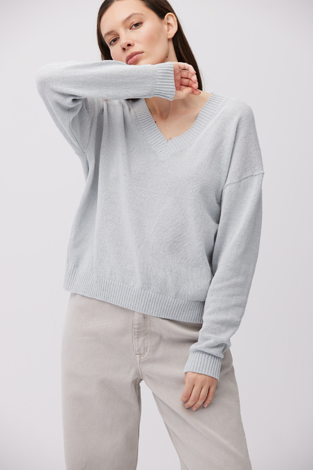 Błękitny bawełniano-lniany sweter z dekoltem w szpic damski - Patrizia Aryton