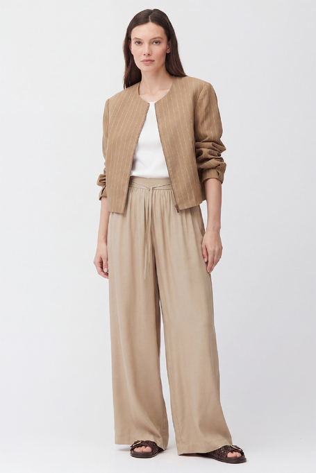 Pudełkowy camelowy żakiet w tenis z lnu damski - Patrizia Aryton