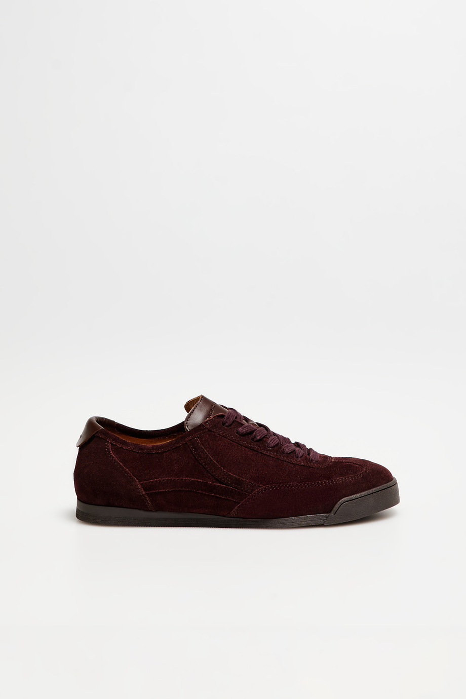 Zamszowe sneakersy z miękkiej skóry Zamszowe sneakersy z miękkiej skóry