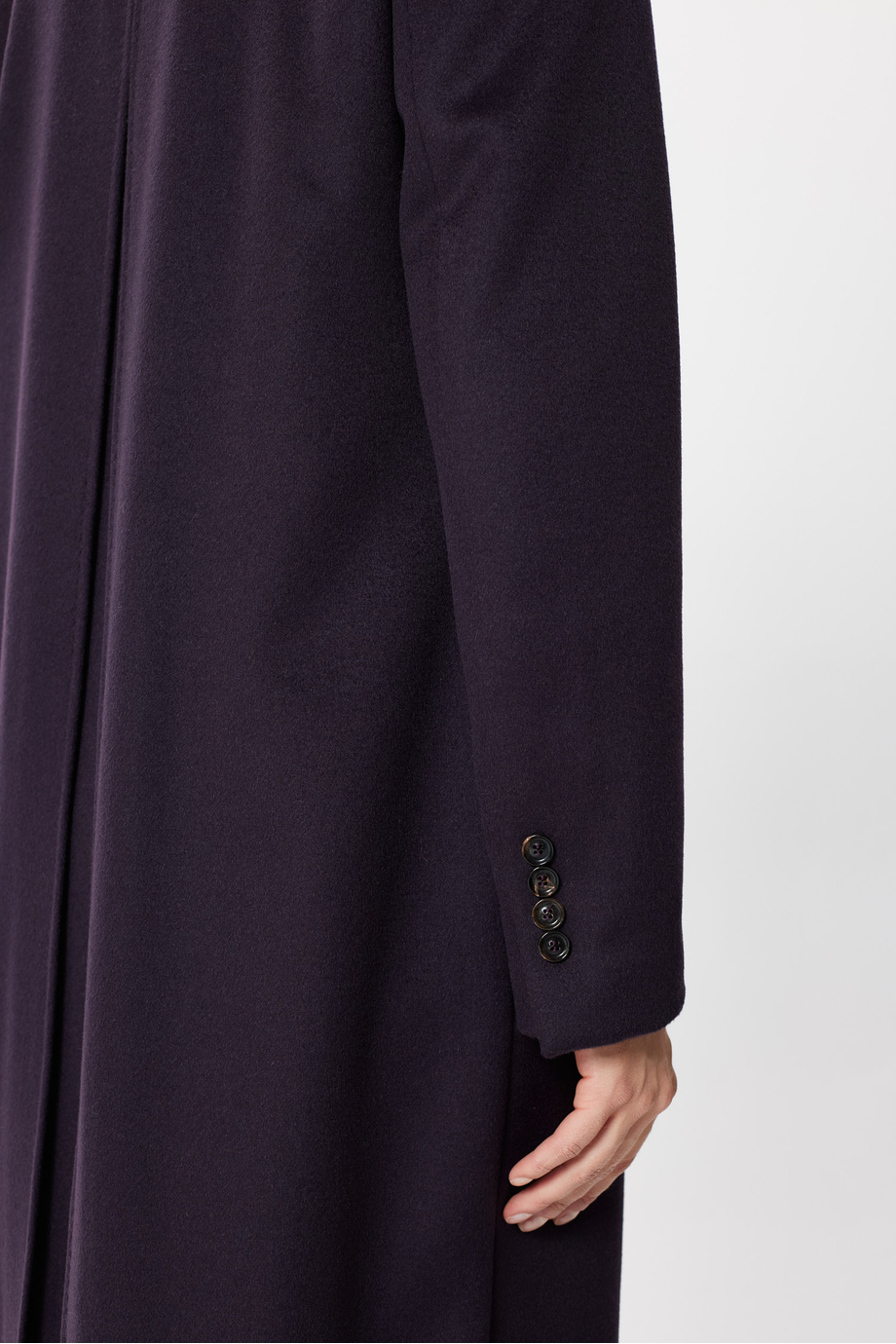 Fioletowa wełniana dwurzędowa dyplomatka Fioletowa wełniana dwurzędowa dyplomatka