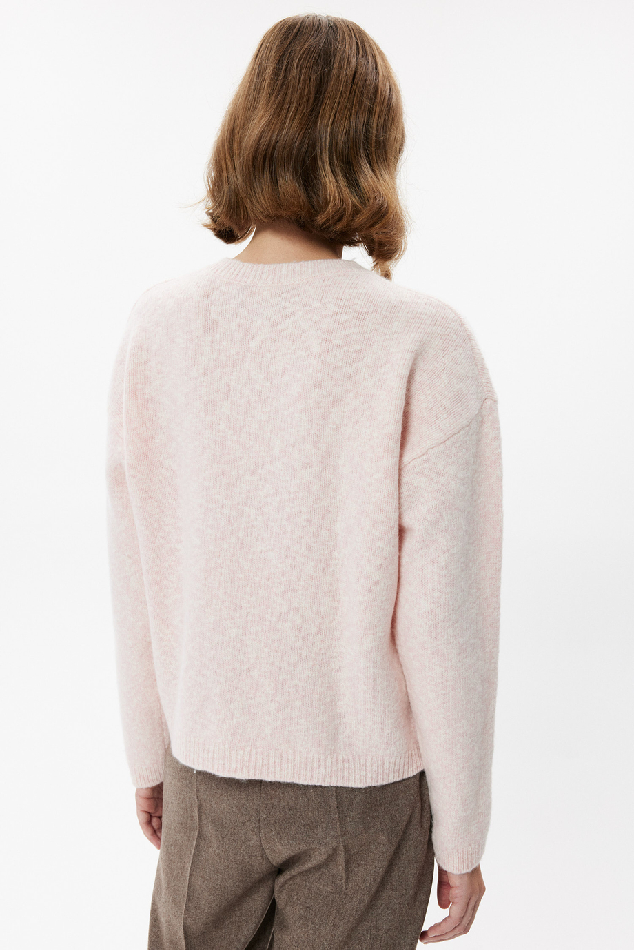 Sweter w pudrowym różu z kaszmirem Sweter w pudrowym różu z kaszmirem